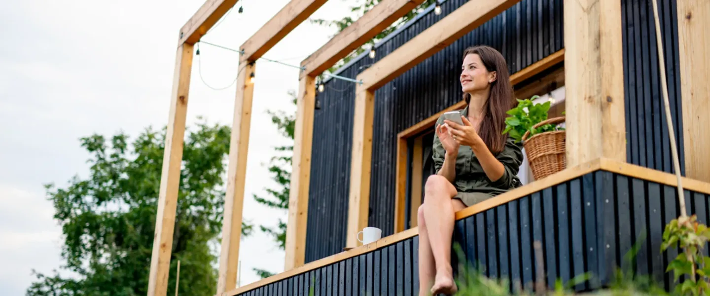 Ready to start your tiny house business? 🏡💡 Learn how to tap into the growing U.S. tiny home movement! #Entrepreneur #TinyLiving