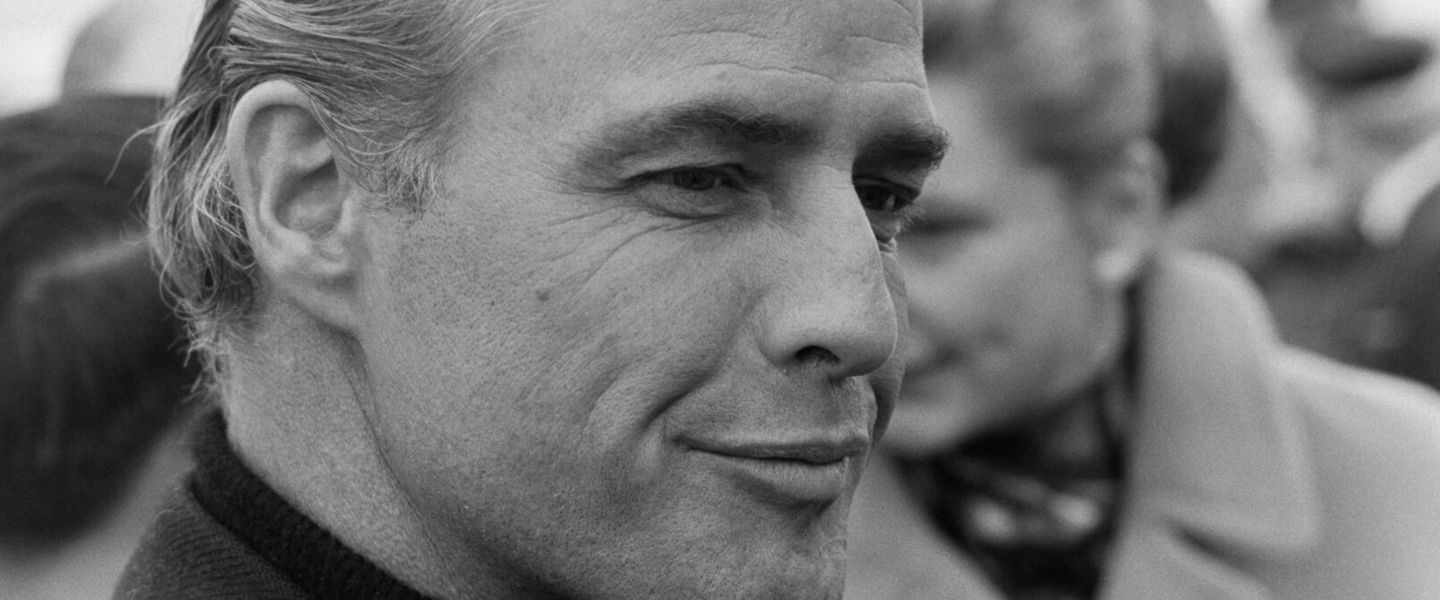 Marlon Brando revolutionized acting, winning 2 Oscars & rejecting an Academy Award in protest. His legacy inspires actors today! #MarlonBrando