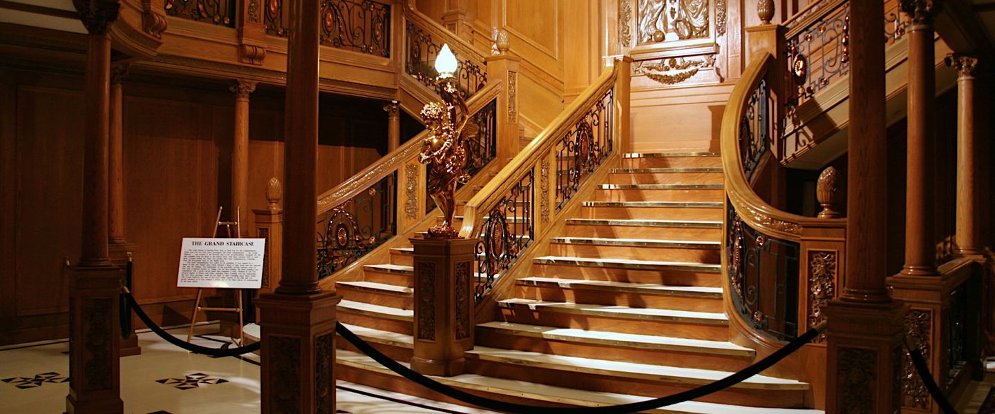 Discover the extraordinary treasures of the Titanic! From opulent jewelry to rare artifacts, dive into history's hidden gems. 💎🚢 #TitanicTreasures